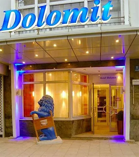 Hotel Dolomit Munich 2*,