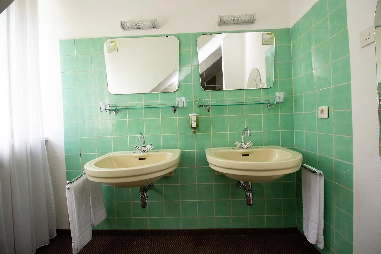 Hotel Dolomit München 2*,  Duitsland